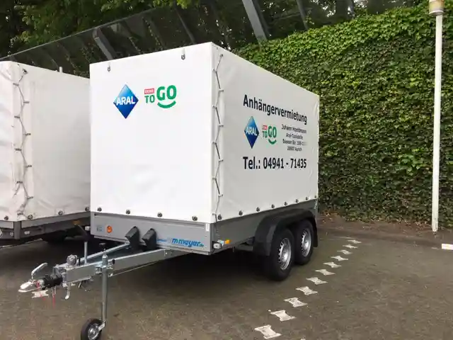 Nr. 2 - Leergewicht: 470kg - L3,00m x B1,50m x H1,80m