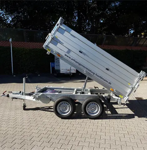 Nr. 8 - elektrischer 3 Seiten Kipper - Leergewicht: 700kg - L 2,56m x B 1,65m x H 1,65cm