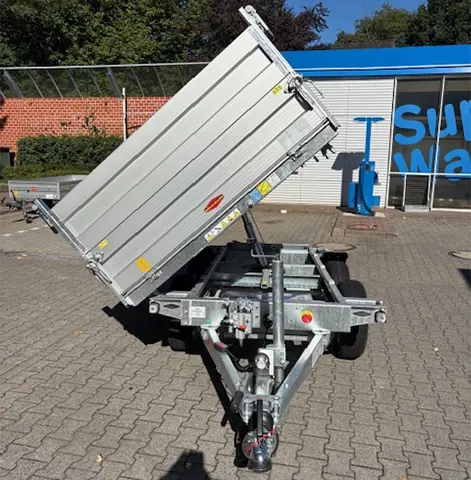 Nr. 8 - elektrischer 3 Seiten Kipper - Leergewicht: 700kg - L 2,56m x B 1,65m x H 1,65cm